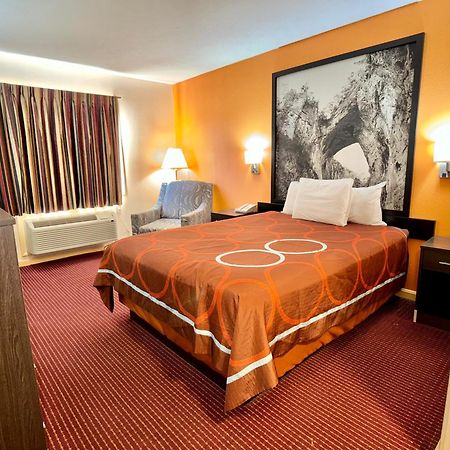 Super 8 By Wyndham Hillsville Esterno foto